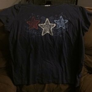 Women's extra large USA shirt